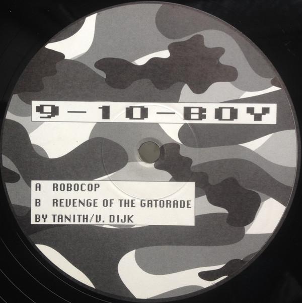 9-10-Boy - Robocop