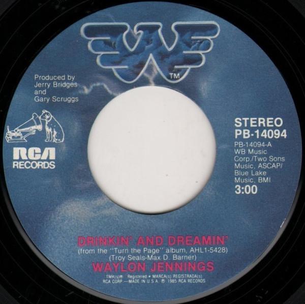 Waylon Jennings - Drinkin' And Dreamin'